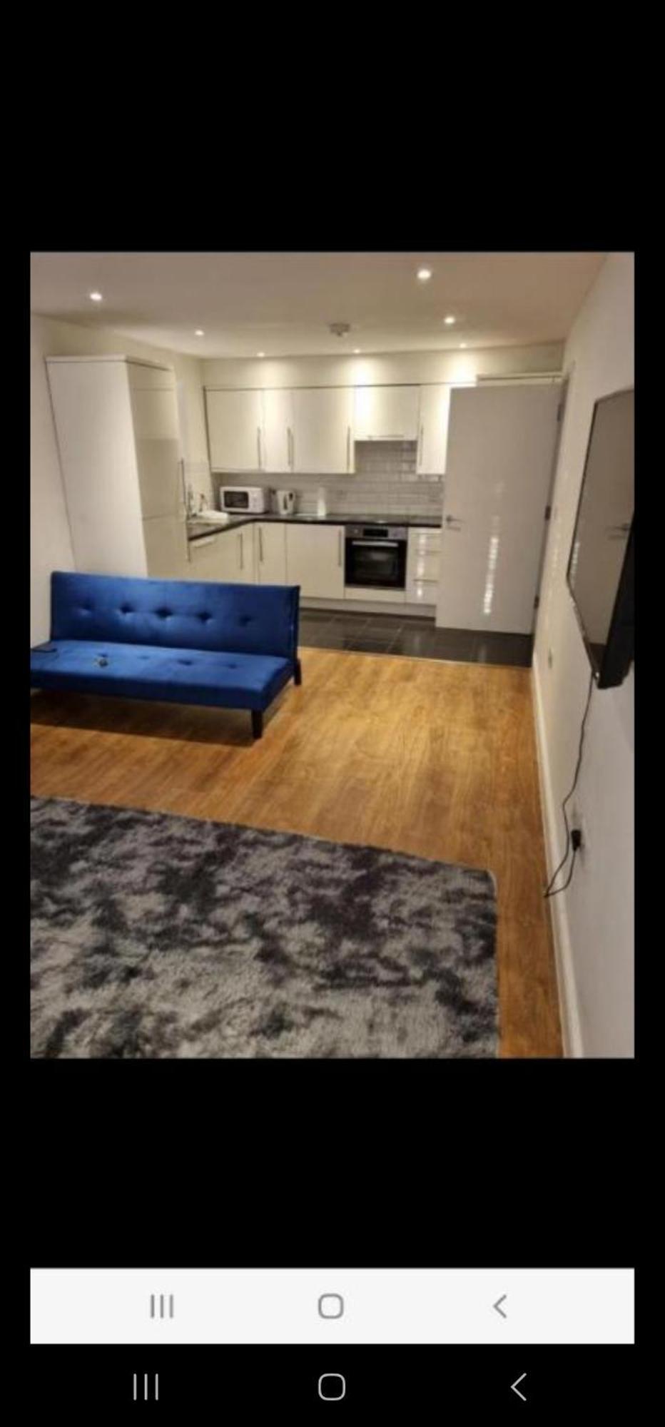 Chi'S Home Dagenham Esterno foto
